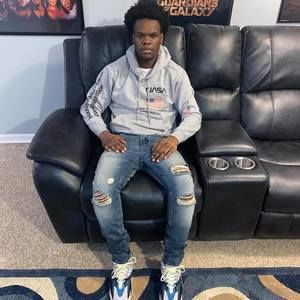 Meet your Posher, Deondre